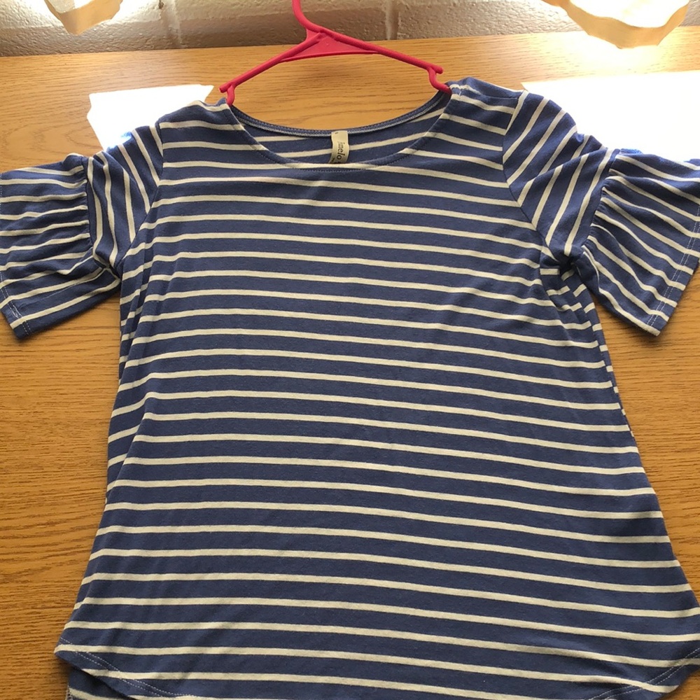 Blue stripped blouse.